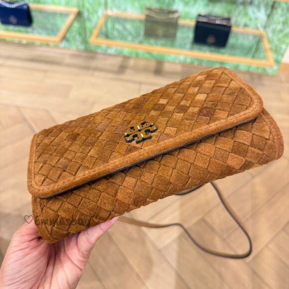New‼️Tory Burch Thea Woven Flat Wallet Crossbody 175918 $595 - Picture 3 of 11